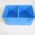 BLH#1 NEW BLUE DIVIDED 1 PINT CAGE CUP FOR SMALLER WIRE! NEW