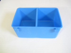 BLH#1 NEW BLUE DIVIDED 1 PINT CAGE CUP FOR SMALLER WIRE! NEW